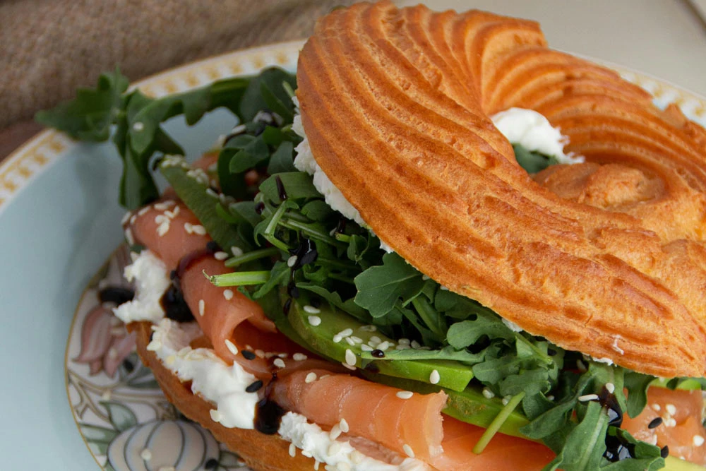 Bagel saumon avocat
